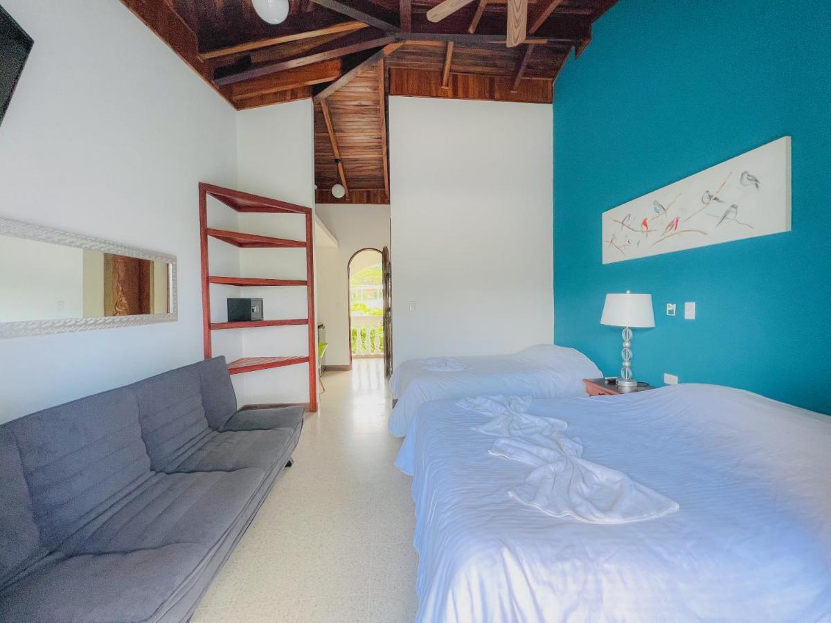 Hotel Mar Rey Tamarindo Exterior photo